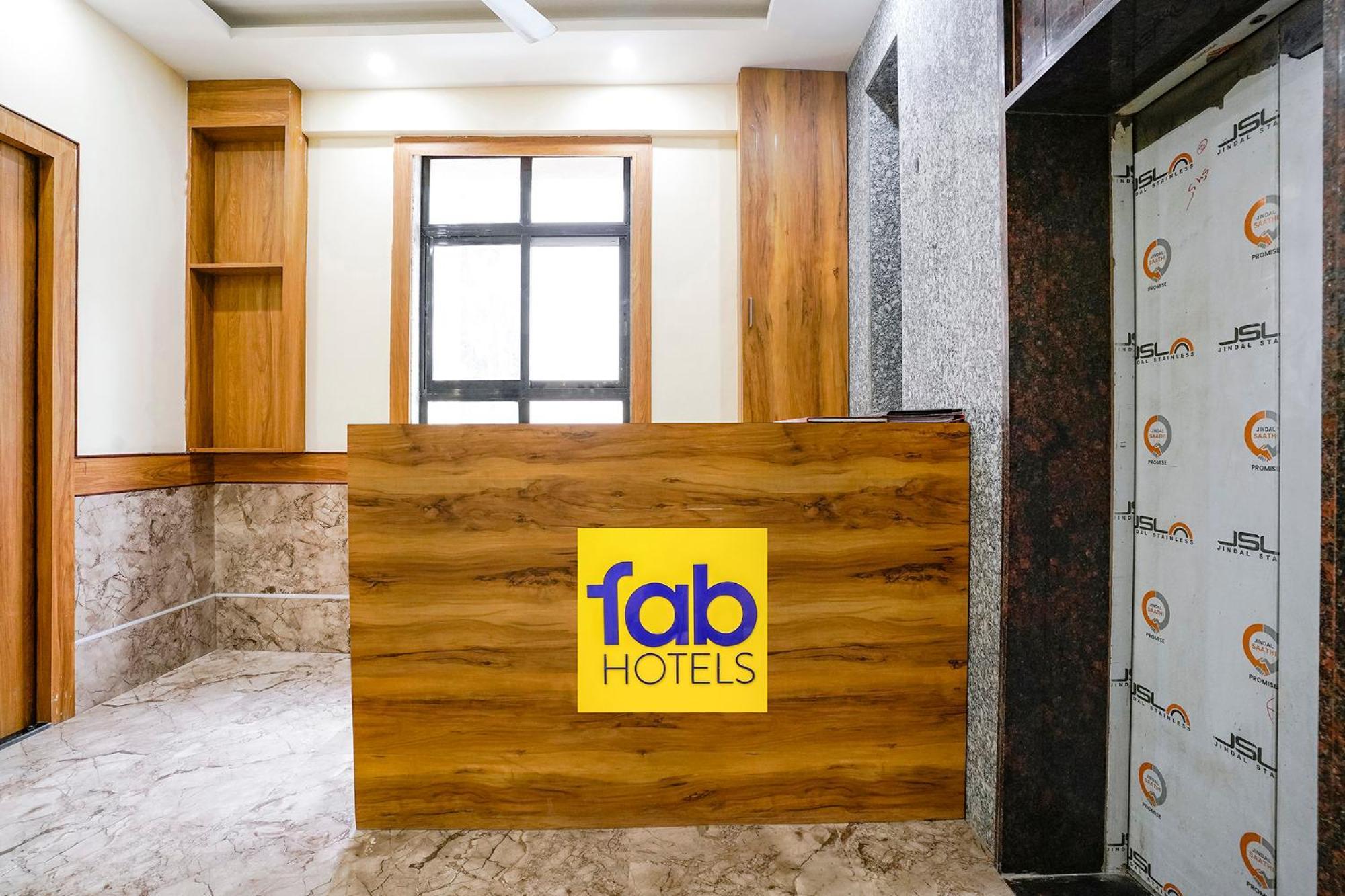 Fabhotel 7 Square - Nr Bkc มุมไบ ภายนอก รูปภาพ